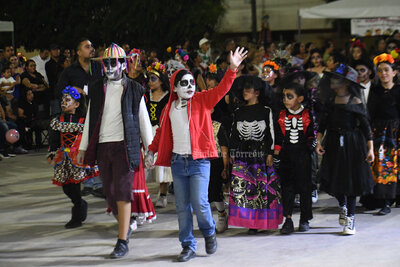 Desfile del Día de Muertos 2024 en Torreón