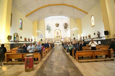 Peregrinación por la Virgen de Guadalupe en Día del Ferrocarrilero