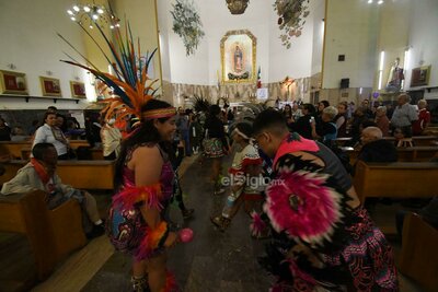 Peregrinación por la Virgen de Guadalupe en Día del Ferrocarrilero