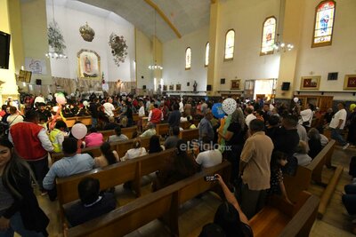 Peregrinación por la Virgen de Guadalupe en Día del Ferrocarrilero