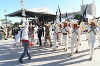 Se reúnen a autoridades, estudiantes y fuerzas de seguridad en un recorrido emblemático