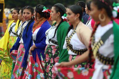 Desfile de aniversario de la Revolución Mexicana en Ciudad de México