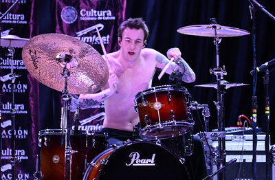 TOSH The Drummer: ‘Retumba’ su talento en el Laguna DrumFest