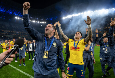 América, tricampeón