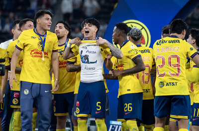 América, tricampeón