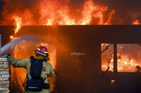 Incendio forestal en Pacific Palisades en Los Ángeles