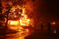 Incendios asolan Los Ángeles, California; dejan muertes y miles de evacuados