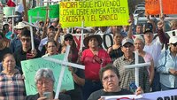 Trabajadores de AHMSA exigen pago de 40 quincenas en marcha y manifestación