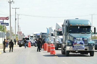 Protestan transportistas en el Periférico, denuncian hostigamiento de la Guardia Nacional