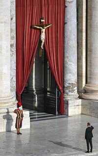 Guardia Suiza Pontificia, entre encargados de la seguridad del cónclave