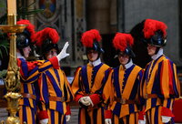 Guardia Suiza Pontificia, entre encargados de la seguridad del cónclave