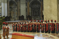 Guardia Suiza Pontificia, entre encargados de la seguridad del cónclave