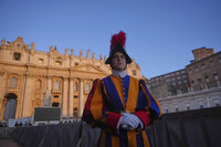 Guardia Suiza Pontificia, entre encargados de la seguridad del cónclave