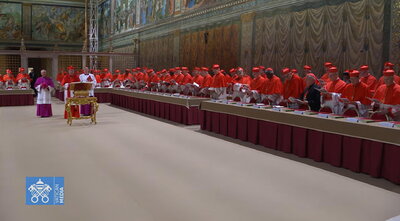 Cardenales se reúnen en cónclave para elegir al sucesor del papa Francisco