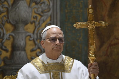 Papa León XIV ofrece su primera misa en la Capilla Sixtina