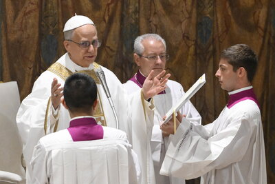 Papa León XIV ofrece su primera misa en la Capilla Sixtina