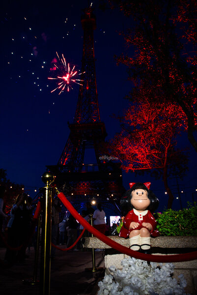 Develan estatua de Mafalda en Gómez Palacio