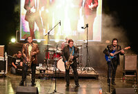 Los Apson hacen vivir a los laguneros una noche de rock and roll