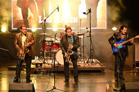 Los Apson hacen vivir a los laguneros una noche de rock and roll