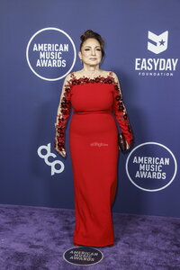 AMERICAN MUSIC AWARDS