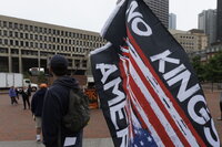 Crecen redadas y protestas en Los Angeles