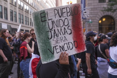 Protestas contra redadas migratorias se extienden por todo Estados Unidos