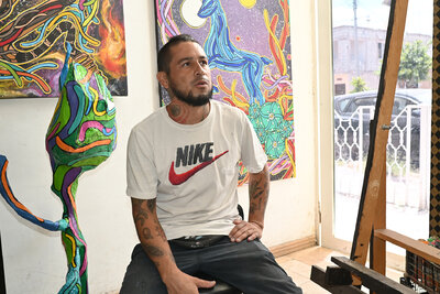 Artistas gomezpalatinos llenan de arte urbano al barrio de Santa Rosa
