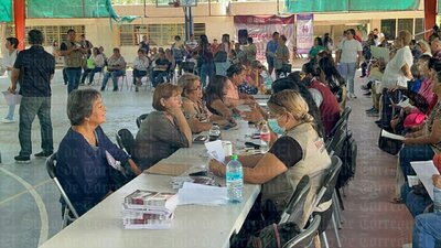 Abarrotan primer día de registro de la Pensión Mujeres Bienestar