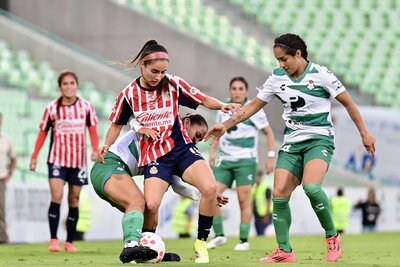 Extra, Extra... Ganan las Guerreras a Chivas en el Estadio Corona