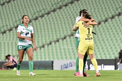Extra, Extra... Ganan las Guerreras a Chivas en el Estadio Corona