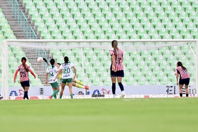 Extra, Extra... Ganan las Guerreras a Chivas en el Estadio Corona
