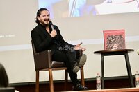 “Siempre que habló de arte, habló de vida'; presentan libro del artista Román Eguía en el Arocena