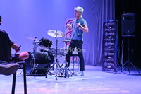 El liderazgo rítmico de Brendan Buckley, baterista de Shakira
