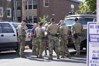 Tiroteo en escuela católica de Minneapolis deja muertos y heridos