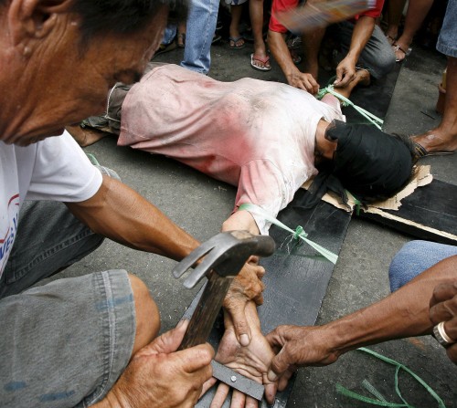 VIA CRUCIS EN FILIPINAS