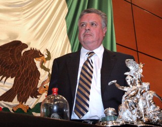Según fuentes del Gobierno Federal, es inminente
el nombramiento del diputado Jorge Zermeño como nuevo embajador de México en España. (Archivo)