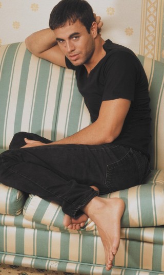 Revela Enrique Iglesias su ‘tipo de hombre’