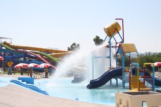 El parque acuático Raymundo Beach ya cuenta con la documentación necesaria para abrir sus puertas al público.