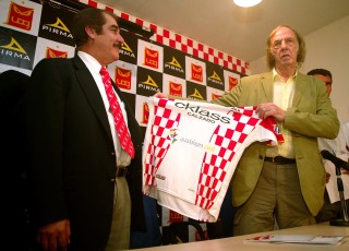 Presentan a César Luis Menotti como nuevo director técnico de los Tecos. (Fotografías de Jam Media)