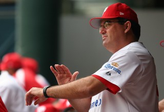 Terminó la segunda etapa de Marco Antonio Vázquez como manager de los Diablos Rojos del México, que en 2008 tendrán a Daniel Fernández en el timón. (Archivo)
