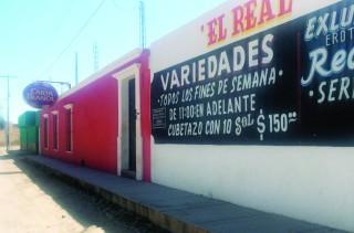 Agunas de las prostitutas de la zon aroja de Vicente Guerrero no regularizan su certificado de salud.