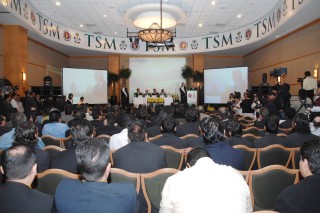 La presentación oficial del proyecto Territorio Santos Modelo (TSM), fue hecha por Carlos Fernández, del Grupo Modelo, quien fue acompañado por el gobernador de Coahuila Humberto Moreira y el alcalde José Ángel Pérez. (Fotografías Ramón Sotomayor Covarrubias).