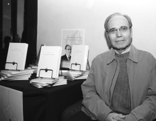 Con muchos aplausos y felicitaciones fue presentado el libro de Jorge Siller titulado La Persuación del Fuego. (Fotografías de Érick Sotomayor)