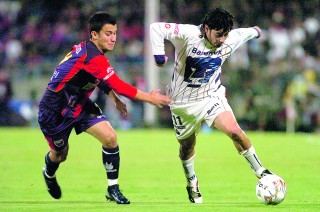 Pumas de la UNAM viajó ayer a Cancún para su duelo de vuelta contra Atlante por la final del Torneo Apertura 2007.
