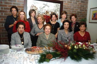 Miriam de Batarse, Luki del Bosque, Malena de Sirgo, Guille Murra, Bety Gómez, Maga de Obeso, Rita de Iruzubieta, Gaby Sánchez, Gaby Acosta, Gaby Garza y la maestra Adriana Ortega.