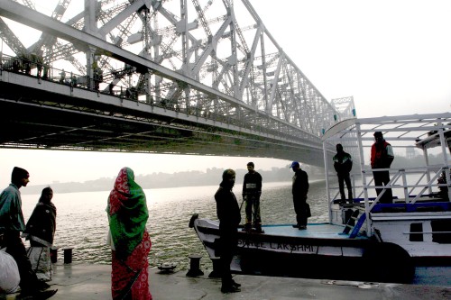 Puente Howrah de la India