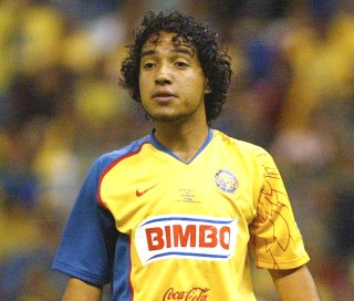 El volante americanista rechazó que esas victorias relajen al equipo de cara a la doble jornada. (jammedia)