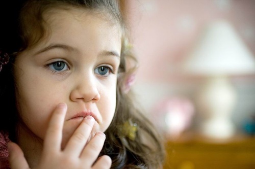 Para el cuidado de la nariz de los pequeños, expertos recomiendan evitar que los niños permanezcan por largos periodos en contacto con el aire acondicionado. 