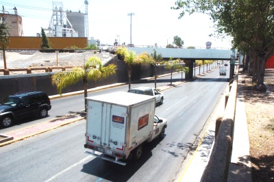 La ampliación del paso a desnivel 11-40 es un compromiso y se cuenta con recursos federales por 25 millones de pesos para hacer las modificaciones necesarias.