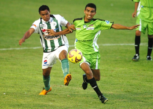 Santos Laguna de Primera División A sostendrá hoy sábado un juego amistoso contra el Club Deportivo Zacatecas de Segunda División para mantenerse en ritmo, ya que descansó esta semana. (Archivo)